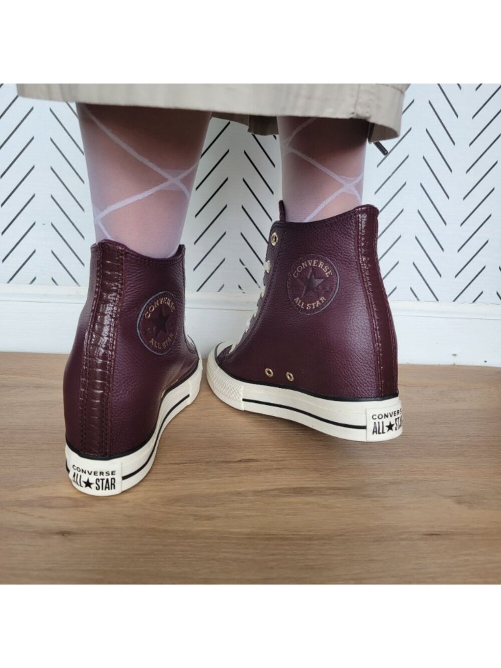 ✨✨Converse Chuck Taylor All Star Wedge Leather 7 Womens Shoes Burgundy A12349C - Picture 4 of 12